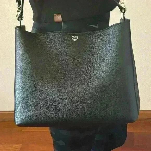 MCM Sarah Leather and Visetos Canvas Hobo/Crossbody - Picture 2 of 16